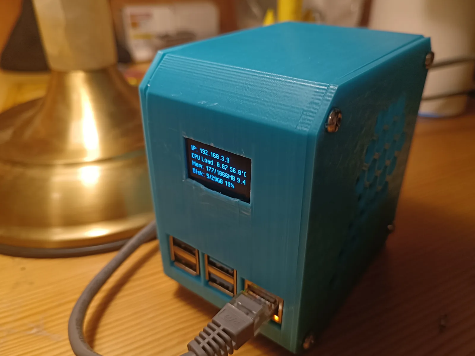 The finished NAS in its 3D-printed case